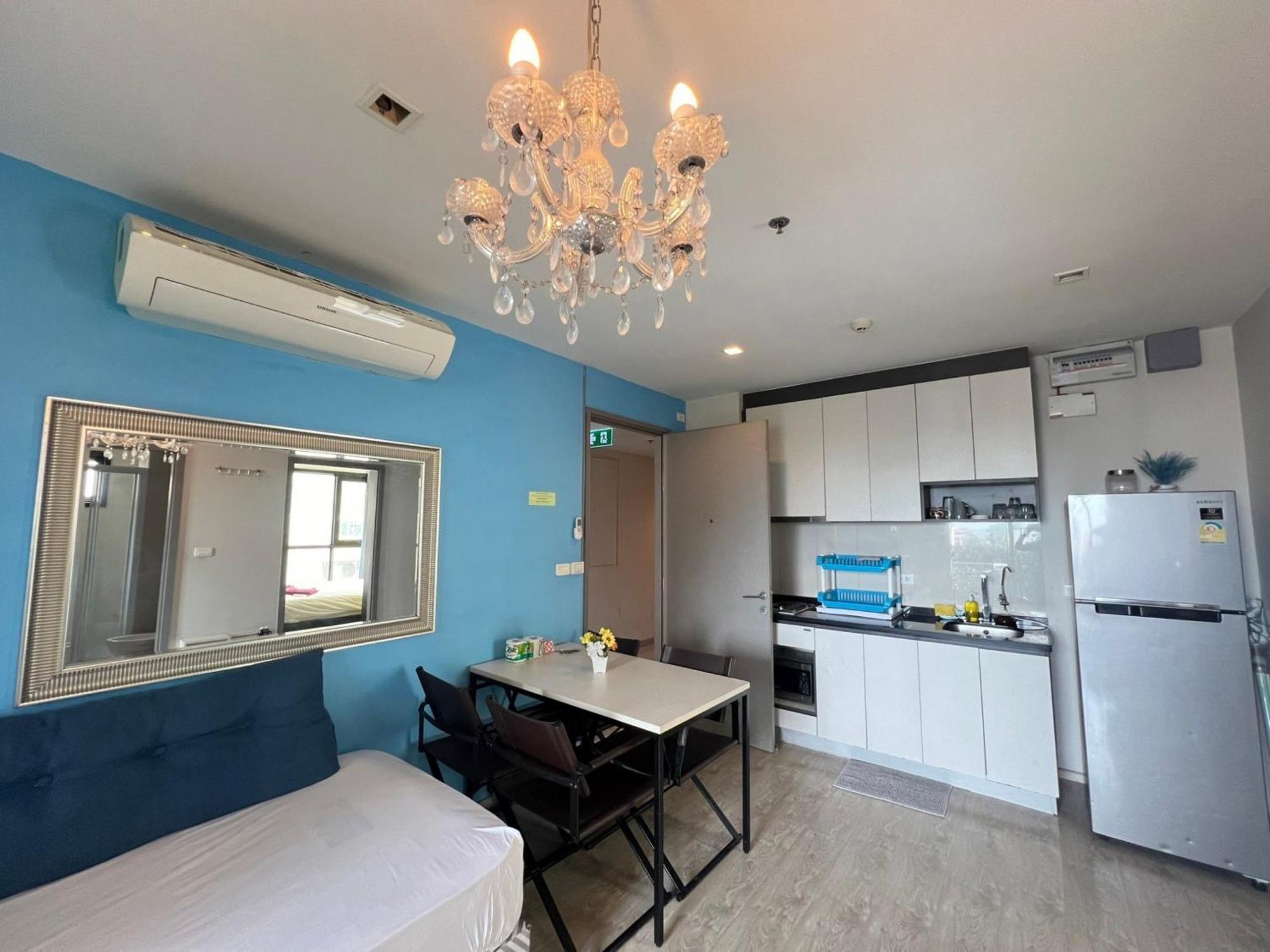 The Base Central Pattaya By Mickey Exterior foto
