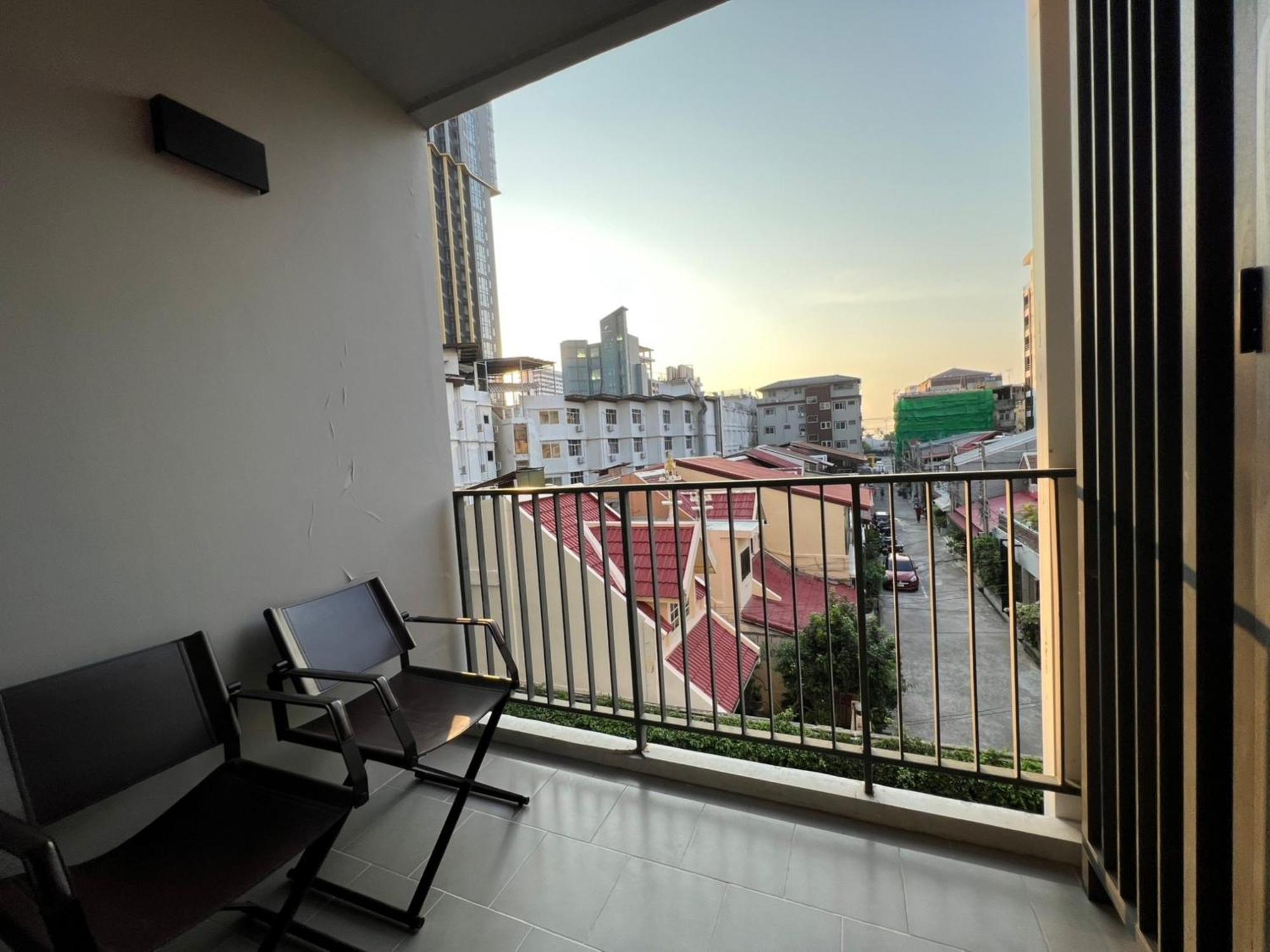 The Base Central Pattaya By Mickey Exterior foto