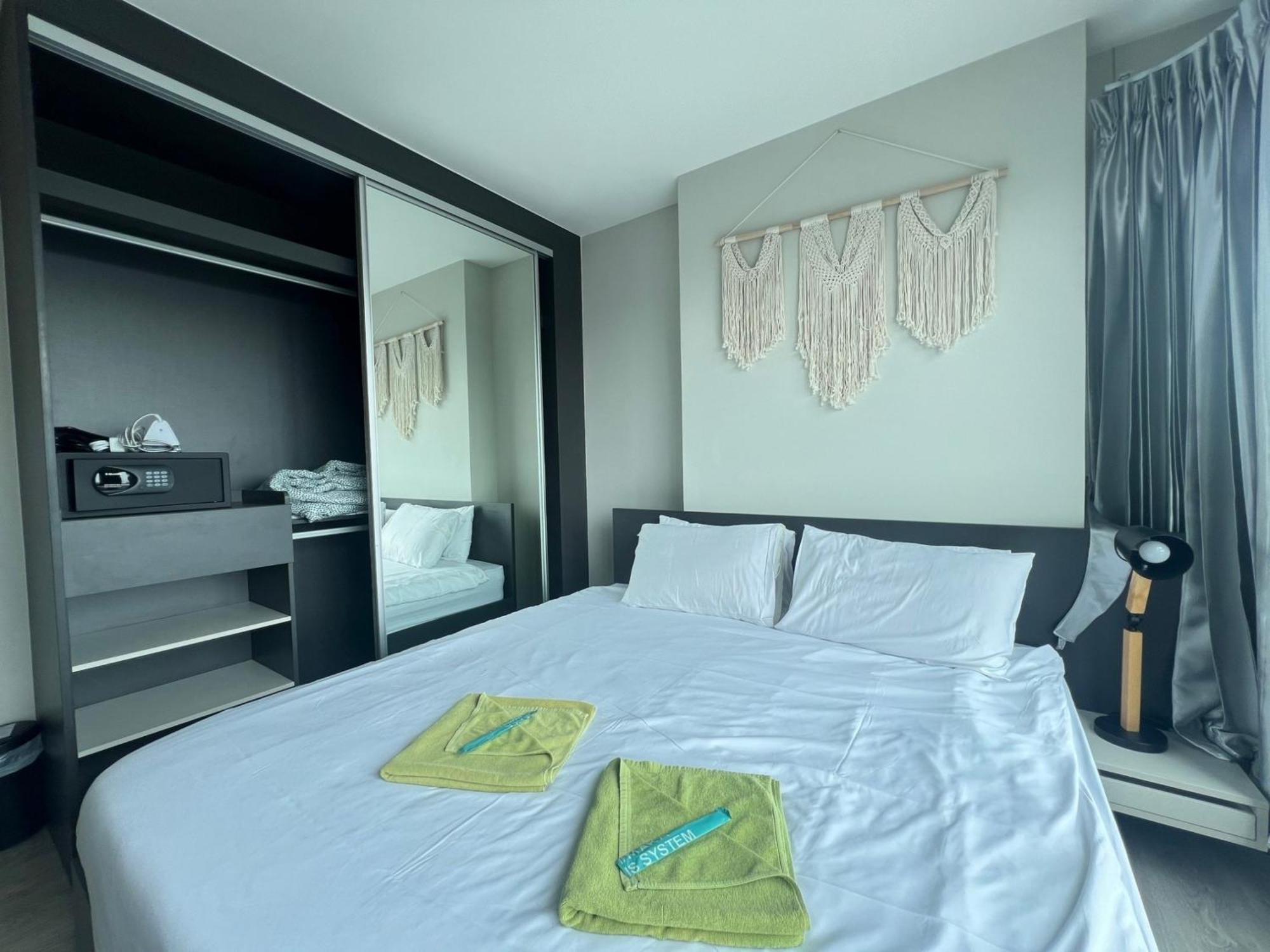 The Base Central Pattaya By Mickey Exterior foto