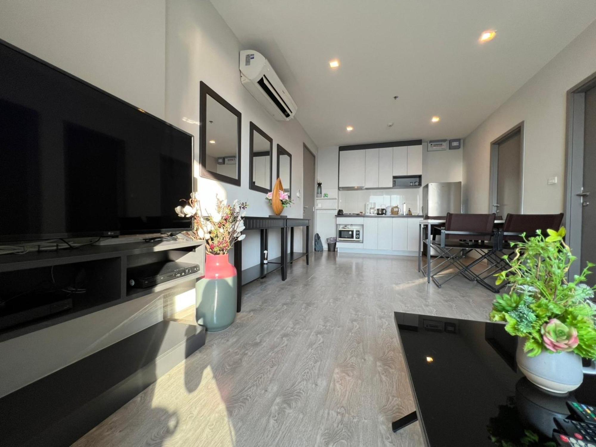 The Base Central Pattaya By Mickey Exterior foto